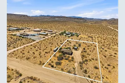 568 Jemez, Yucca Valley, CA 92284 - Photo 2