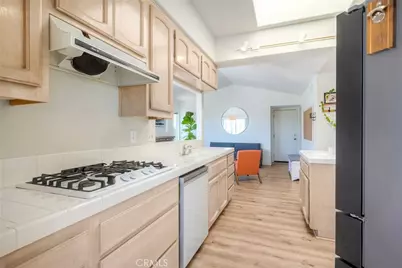 854 Rivertree, Oceanside, CA 92058 - Photo 8