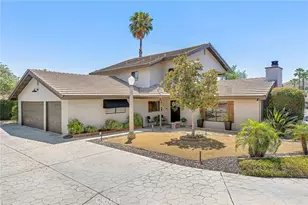 22620 Blue Teal, Canyon Lake, CA 92587 - Photo 2