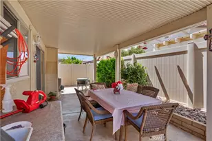 26154 Goldenwood St, Menifee, CA 92586 - Photo 8
