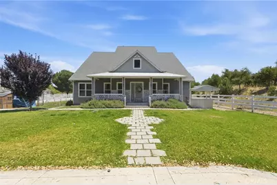 24940 Hayes, Murrieta, CA 92562 - Photo 2