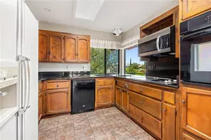 10960 Treeside Ln, Escondido, CA 92026 - Photo 16