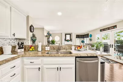 2481 Thistlewood Lane, Corona, CA 92882 - Photo 32