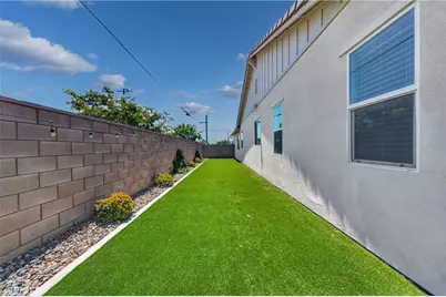 9019 Black Thorn Street, Jurupa, CA 92509 - Photo 44