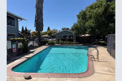 1326 Oak Terrace Court #15, Sacramento, CA 95825 - Photo 12
