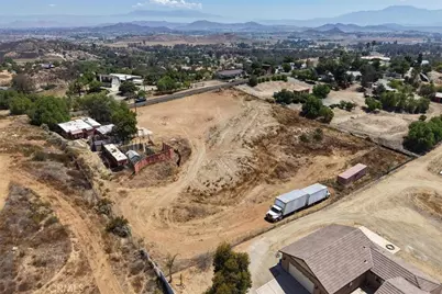 33521 Daily Road, Menifee, CA 92584 - Photo 14