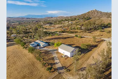 33440 Quail Canyon, Nuevo, CA 92567 - Photo 8