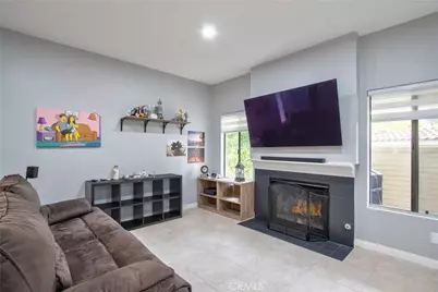 926 Lupine Hills Drive #15, Vista, CA 92081 - Photo 6