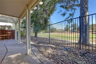 8641 Stephenson, Hemet, CA 92545 - Photo 32