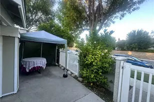 25711 Tournament, Valencia, CA 91355 - Photo 16