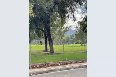 25711 Tournament, Valencia, CA 91355 - Photo 30