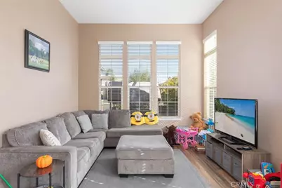 32735 Newham Court, Winchester, CA 92596 - Photo 10