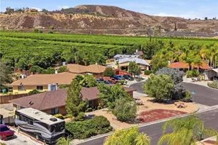 26110 Parmelee Ct, Hemet, CA 92544 - Photo 2