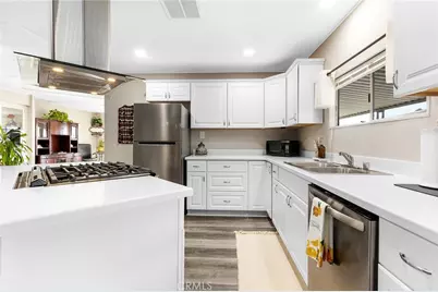 881 N Lake Street #210, Hemet, CA 92544 - Photo 18