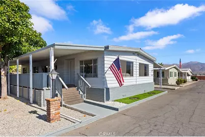 881 N Lake Street #210, Hemet, CA 92544 - Photo 2