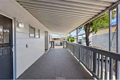 881 N Lake Street #210, Hemet, CA 92544 - Photo 8