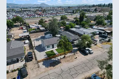 24549 Court, San Bernardino, CA 92410 - Photo 16