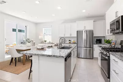 32407 Brunello Way, Temecula, CA 92591 - Photo 4