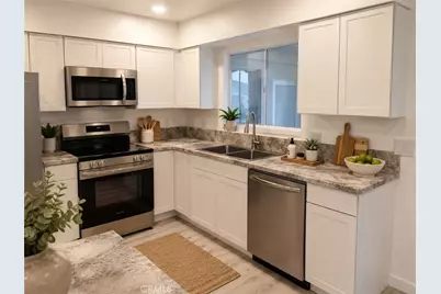611 S Palm #F, Hemet, CA 92543 - Photo 2