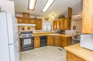5001 W Florida, Hemet, CA 92545 - Photo 8
