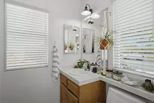 37709 Oxford Dr, Murrieta, CA 92562 - Photo 44