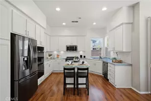 37709 Oxford Dr, Murrieta, CA 92562 - Photo 18