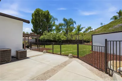 37709 Oxford Drive, Murrieta, CA 92562 - Photo 36