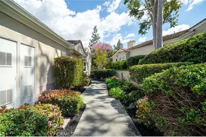 38510 Glen Abbey Lane, Murrieta, CA 92562 - Photo 2