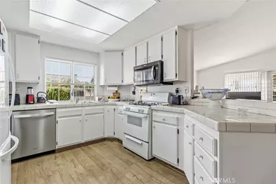 28099 Calle Casera, Menifee, CA 92585 - Photo 10
