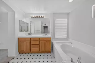 39977 Chalon Ct, Temecula, CA 92591 - Photo 8