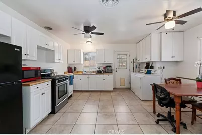 227 E 47th, San Bernardino, CA 92404 - Photo 10