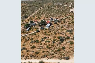 2035 230th, Rosamond, CA 93560 - Photo 2