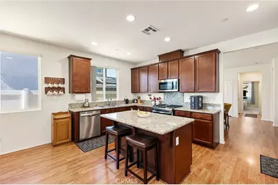 38049 Turning Leaf, Murrieta, CA 92563 - Photo 10