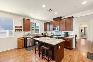 38049 Turning Leaf, Murrieta, CA 92563 - Photo 10