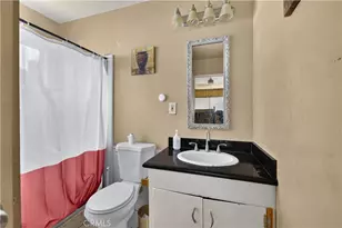 3292 Debbie Ln, Riverside, CA 92501 - Photo 18