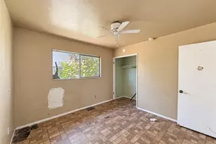 3292 Debbie Ln, Riverside, CA 92501 - Photo 10