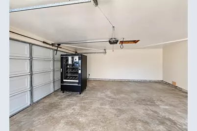 3292 Debbie Lane, Riverside, CA 92501 - Photo 14