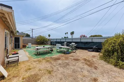 3292 Debbie Lane, Riverside, CA 92501 - Photo 22