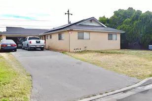 3292 Debbie Ln, Riverside, CA 92501 - Photo 1