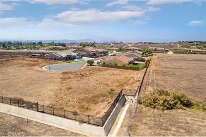 7948 Featherstone Ct, Riverside, CA 92506 - Photo 8
