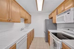 2041 E Grand Ave, Escondido, CA 92027 - Photo 10