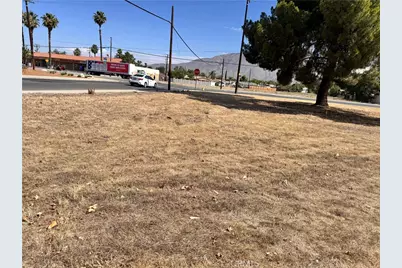 467 S Hewitt, San Jacinto, CA 92583 - Photo 1