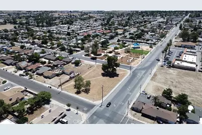 467 S Hewitt, San Jacinto, CA 92583 - Photo 2