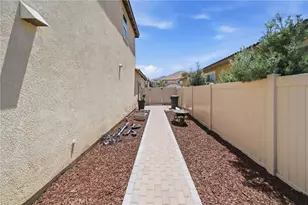 1198 Venice, Mentone, CA 92359 - Photo 38