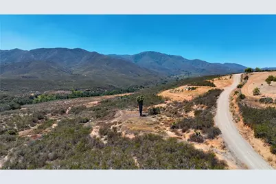 39325 Highway 79, Aguanga, CA 92536 - Photo 30