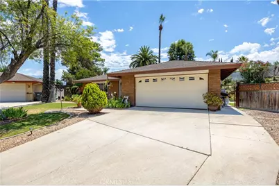41177 Terra, Hemet, CA 92544 - Photo 2