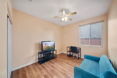 5509 Charlton Avenue, Hemet, CA 92544 - Photo 12