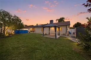 27879 Foxfire St, Menifee, CA 92586 - Photo 2