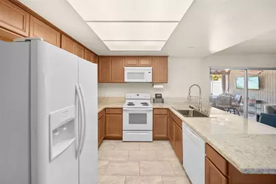 27879 Foxfire Street, Menifee, CA 92586 - Photo 14