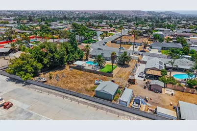 8469 Wild Pony, Jurupa, CA 92509 - Photo 42